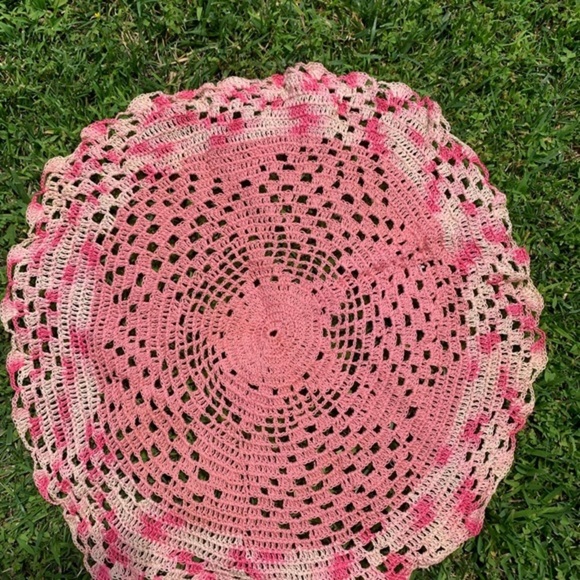 Crochet Cloths - Picture 1 of 3